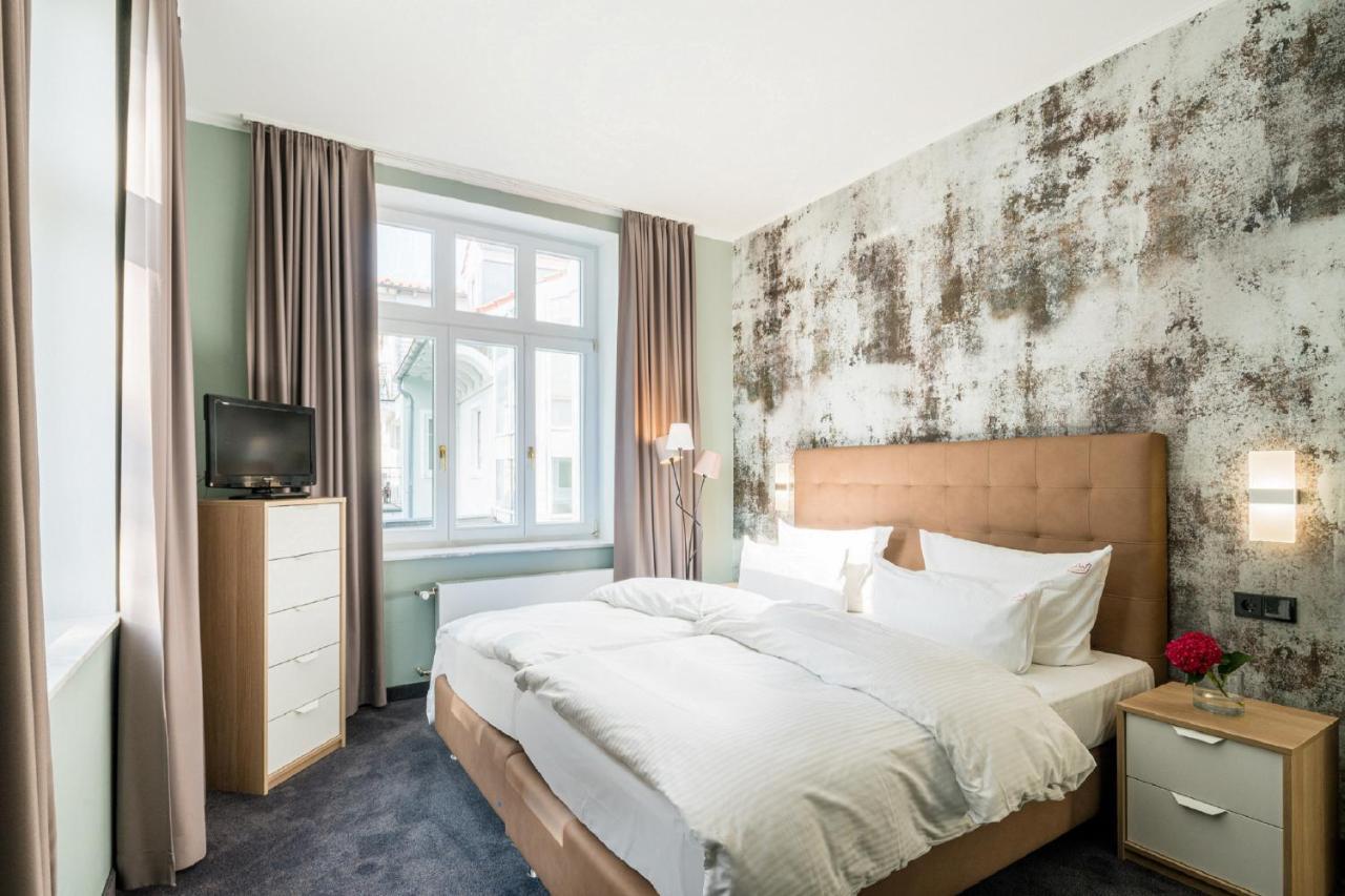 Hotel Residenz Waldkrone คูล็องสบอร์น ภายนอก รูปภาพ