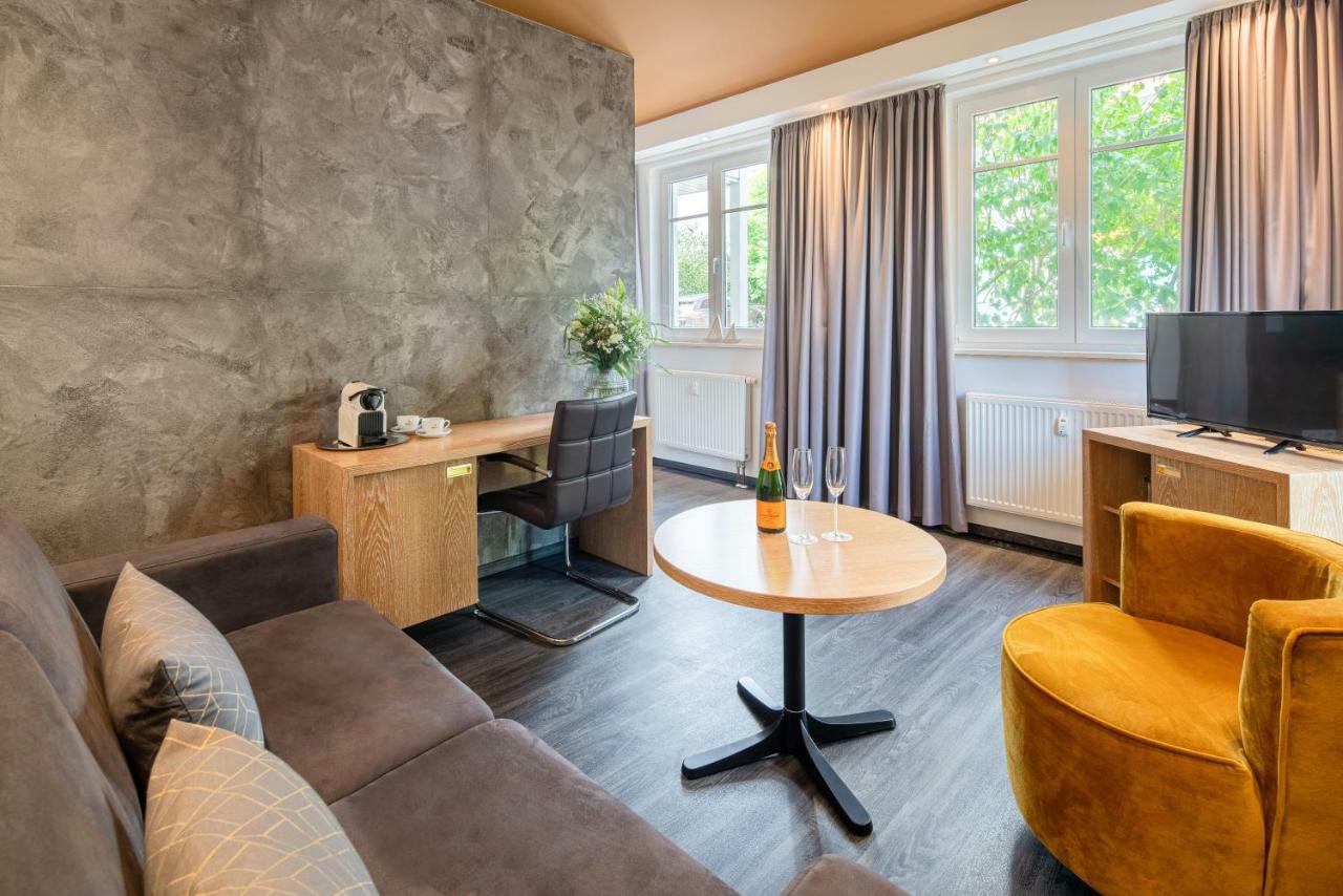 Hotel Residenz Waldkrone คูล็องสบอร์น ภายนอก รูปภาพ